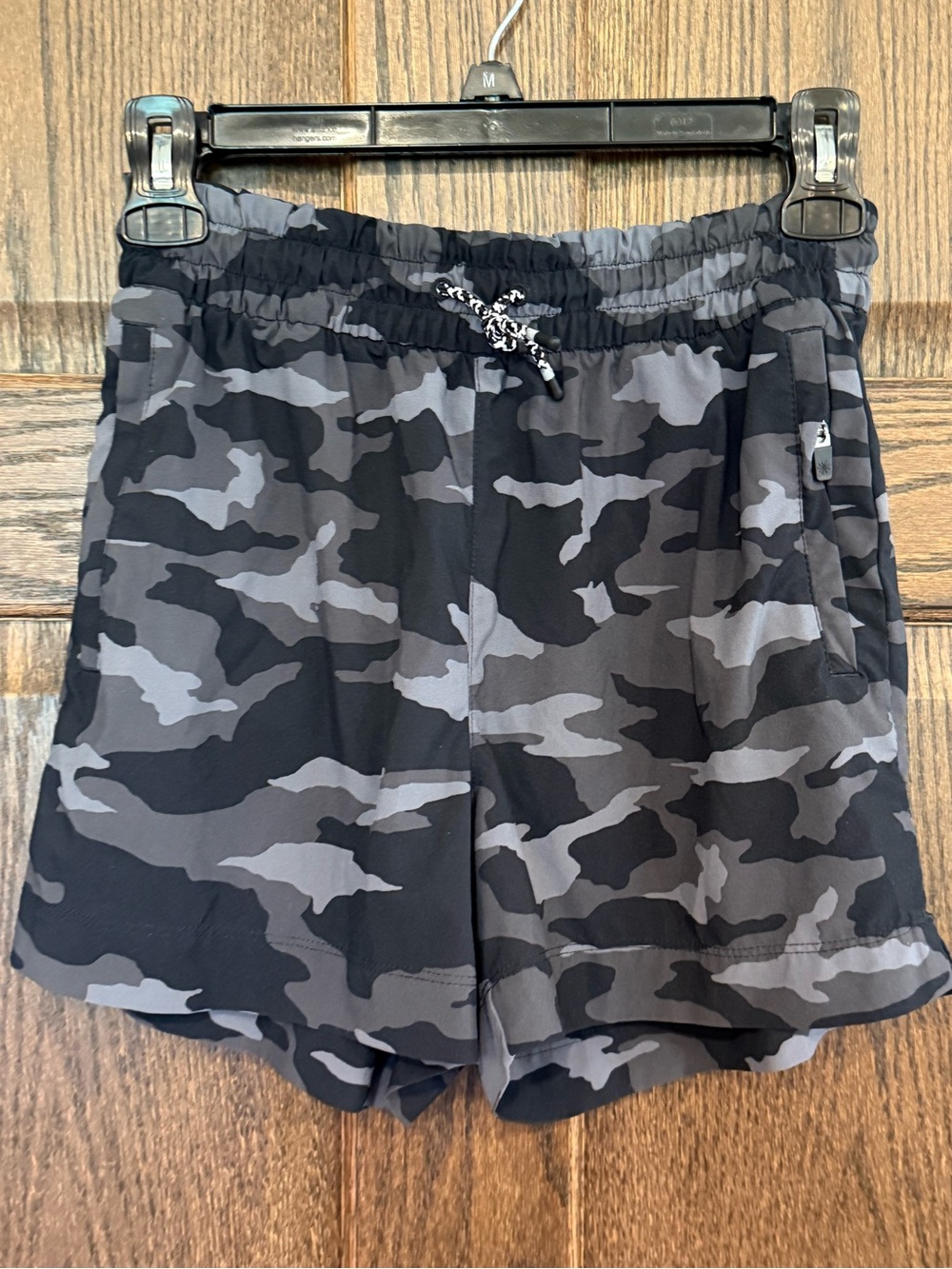 Athleta Girl Black and Gray Camo Athletic Shorts Size XL/14